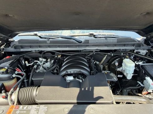 Used 2018 Chevrolet Silverado 1500 High Country AWD/4WD image 29