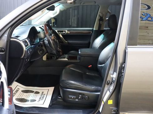 Used 2019 Lexus GX 460 Premium image 39