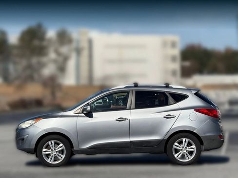 Used 2012 Hyundai Tucson GLS image 8