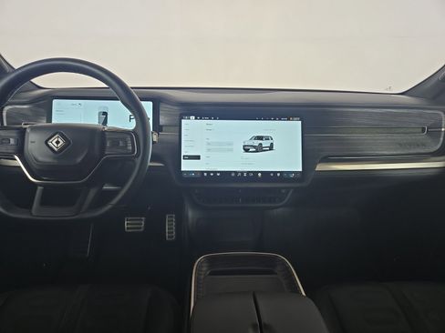 Used 2022 Rivian R1S Launch Edition image 27