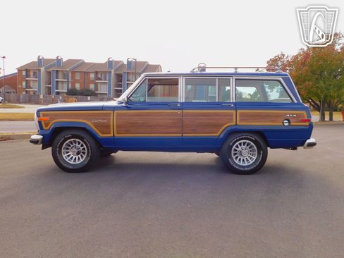 Used 1989 Jeep Grand Wagoneer AWD/4WD image 30