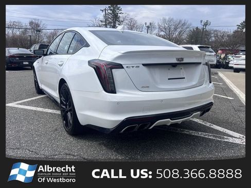 Used 2022 Cadillac CT5 V w/ LPO, ONYX Package AWD/4WD image 4