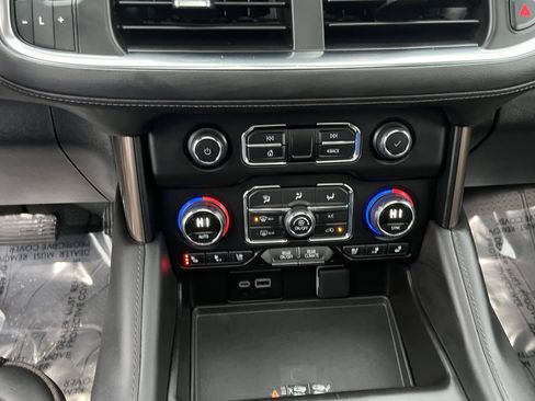 Used 2024 Chevrolet Tahoe High Country w/ Premium Package image 23