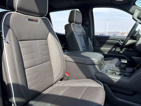 New 2026 GMC Sierra 1500 AT4X AWD/4WD image 40