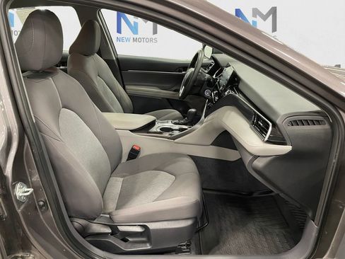 Used 2023 Toyota Camry LE image 15