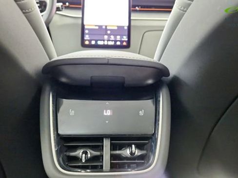 Used 2025 Polestar Polestar 3 AWD/4WD image 48