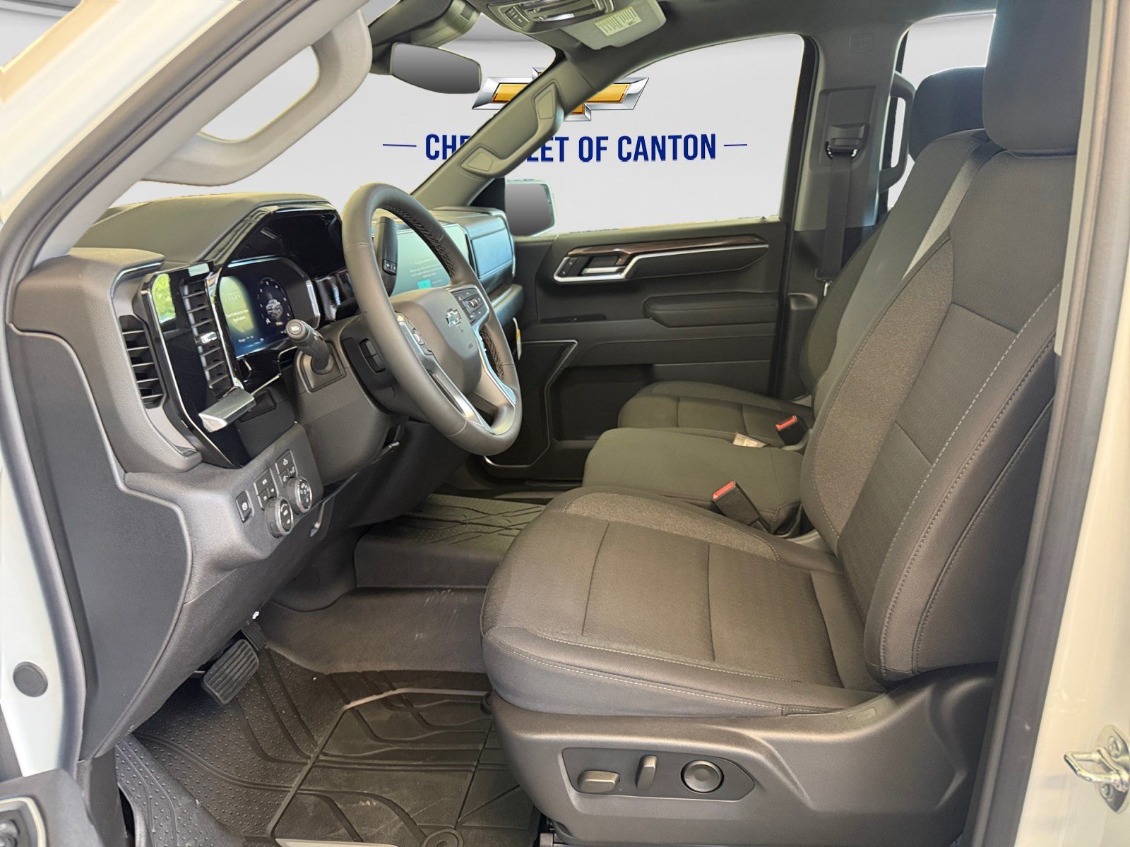 New 2026 Chevrolet Silverado 1500 RST w/ RST Select Package AWD/4WD image 9