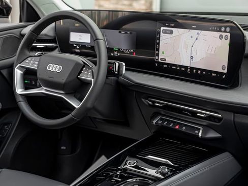 New 2026 Audi Q3 quattro 2.0T AWD/4WD image 37