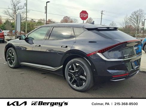 New 2025 Kia EV6 Wind image 5