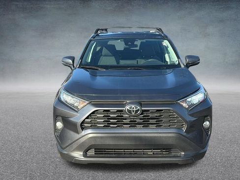 Used 2021 Toyota RAV4 XLE AWD/4WD image 6