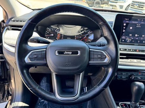 Used 2022 Jeep Compass Latitude w/ Convenience Group image 21