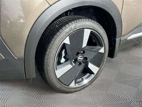 New 2026 Nissan Kicks SR image 30