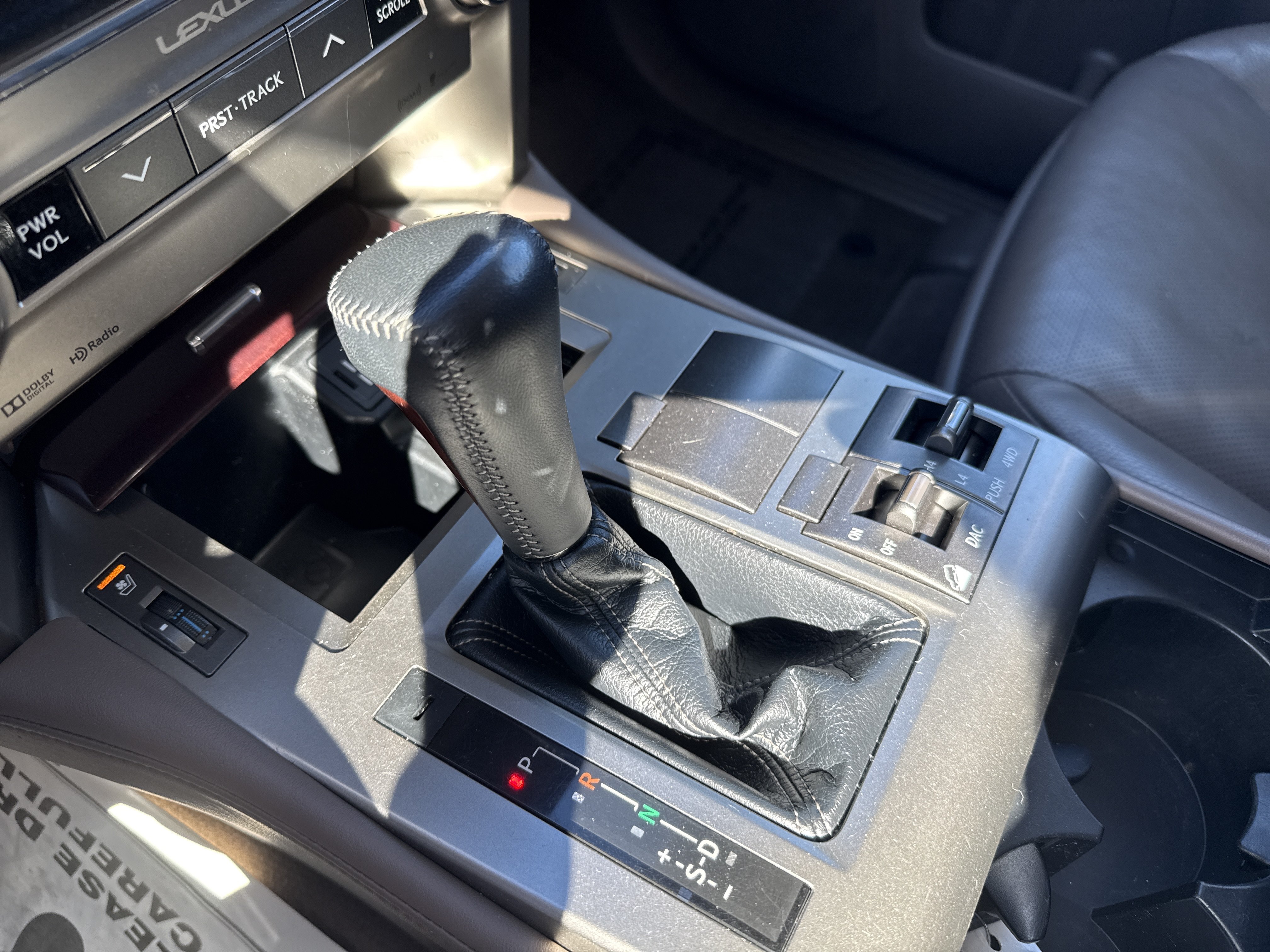 Used 2017 Lexus GX 460 Premium w/ Premium Package AWD/4WD image 24