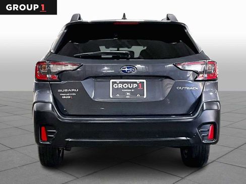 Certified 2022 Subaru Outback Limited image 4