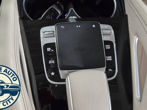 Used 2020 Mercedes-Benz GLS 450 4MATIC image 18