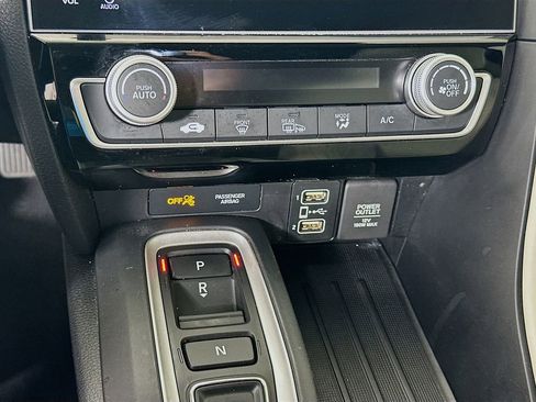 Certified 2021 Honda Insight EX image 15