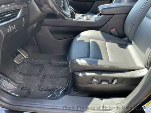 Used 2021 Cadillac XT4 Sport AWD/4WD image 9