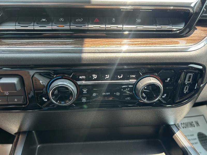 Used 2023 Chevrolet Silverado 1500 RST w/ Convenience Package II AWD/4WD image 16