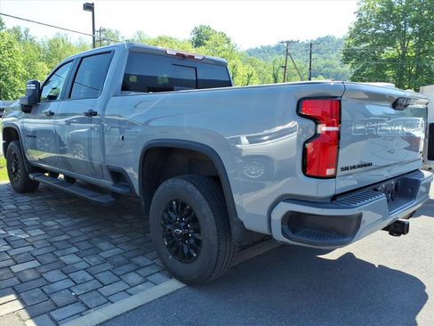 Used 2024 Chevrolet Silverado 2500 LT w/ Z71 Sport Edition AWD/4WD image 3