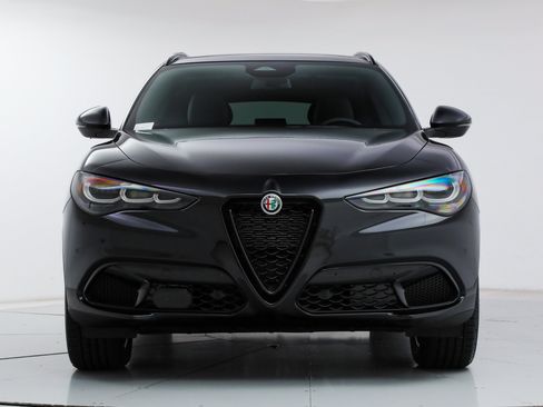 Used 2026 Alfa Romeo Stelvio Sprint w/ Convenience Package AWD/4WD image 8