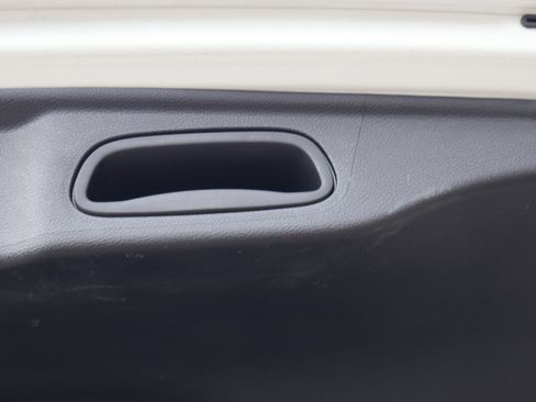 Used 2023 Jeep Compass Trailhawk image 18