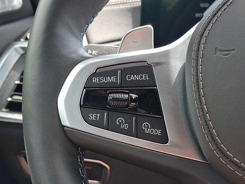 Used 2025 BMW X7 M60i AWD/4WD image 22