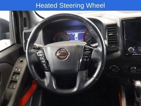 Used 2022 Nissan Frontier PRO-4X image 16