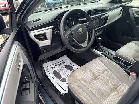 Used 2015 Toyota Corolla LE FWD image 15