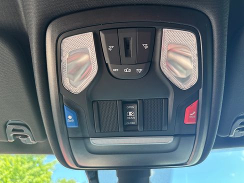 Used 2023 RAM 1500 Big Horn AWD/4WD image 11