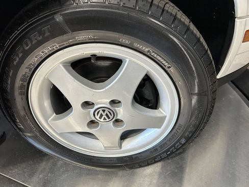 Used 1997 Volkswagen GTI image 26