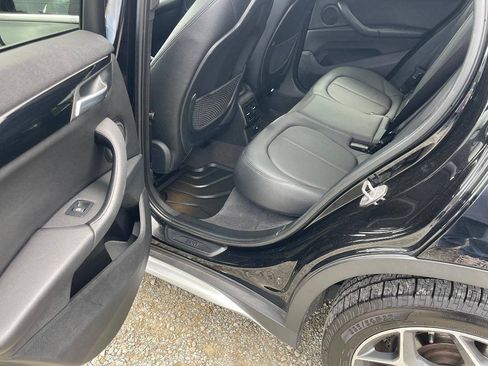 Used 2017 BMW X1 xDrive28i AWD/4WD image 11