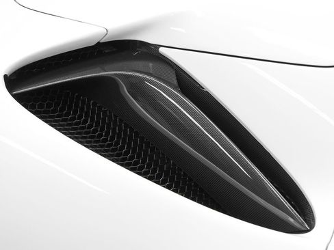Certified 2024 Ferrari SF90 Spider AWD/4WD image 32