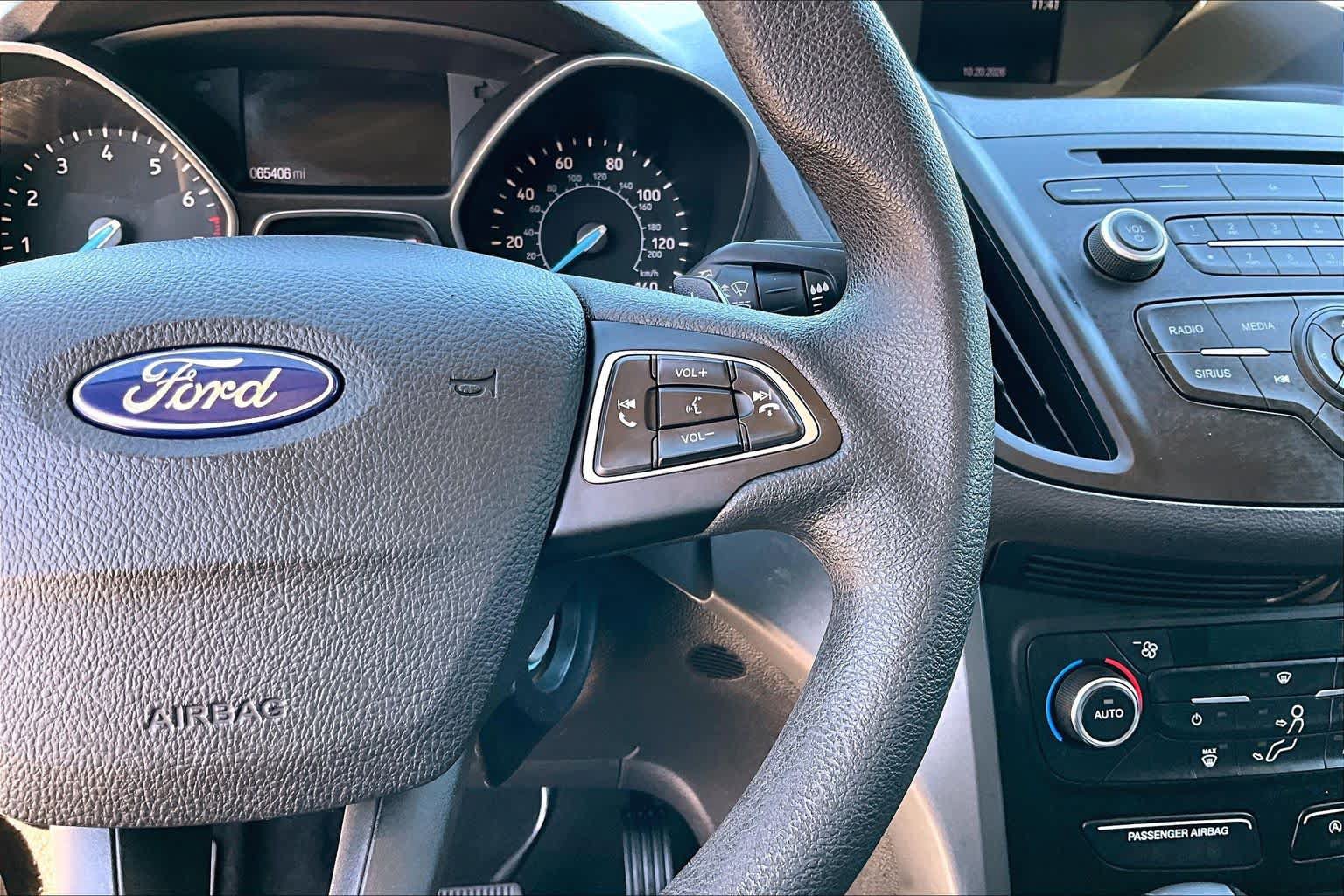Used 2017 Ford Escape SE FWD image 25