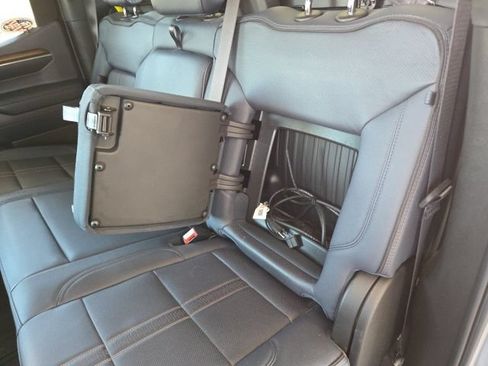Used 2024 Chevrolet Silverado 1500 High Country AWD/4WD image 49