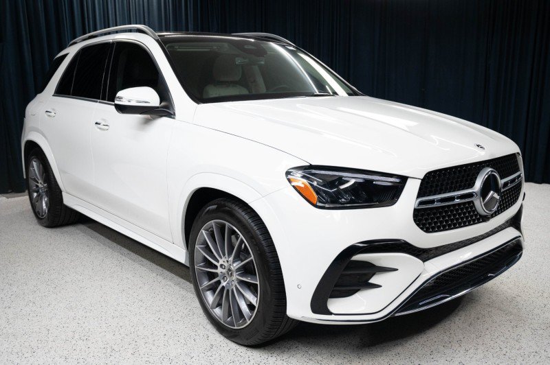 Certified 2026 Mercedes-Benz GLE 450 4MATIC image 3