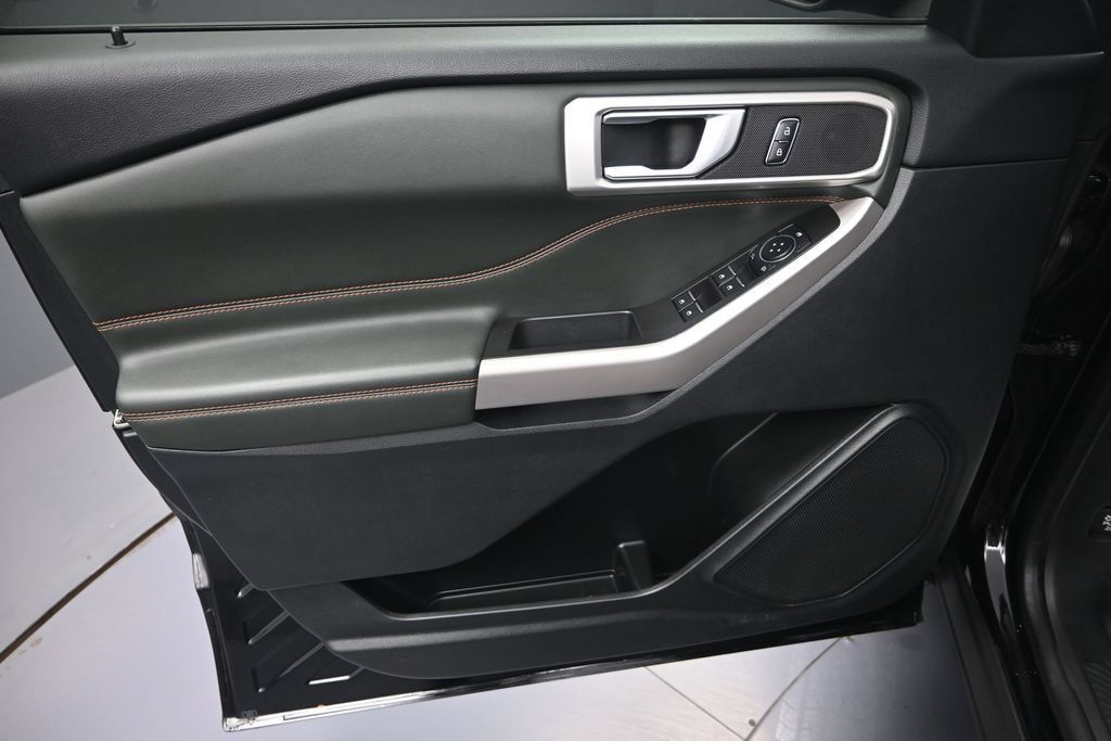 Used 2023 Ford Explorer Timberline AWD/4WD image 9