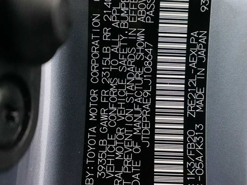 Used 2020 Toyota Corolla LE image 29