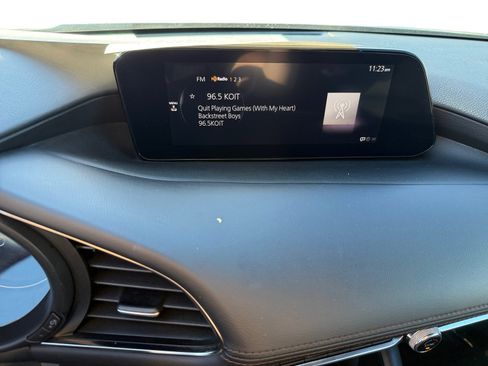 Used 2023 MAZDA MAZDA3 s image 12