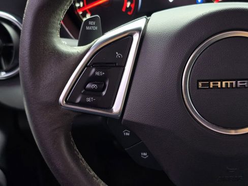 Certified 2022 Chevrolet Camaro SS RWD image 28