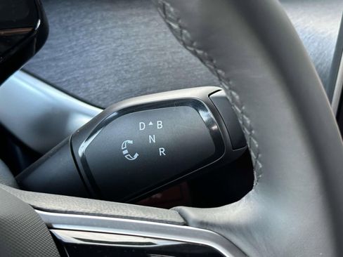 New 2025 Volkswagen ID. Buzz Pro S image 14