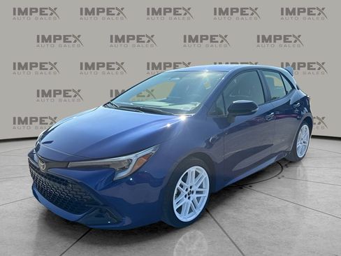 Used 2026 Toyota Corolla SE FWD image 1