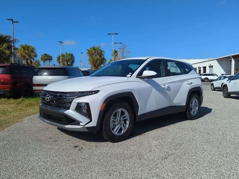 New 2026 Hyundai Tucson SE FWD image 2
