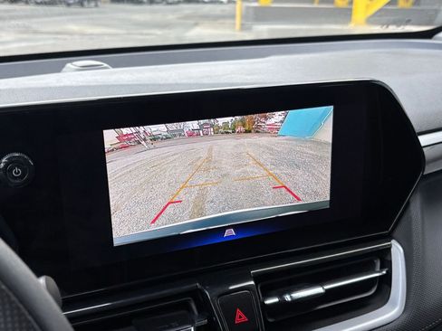 Used 2025 Chevrolet TrailBlazer LT image 17