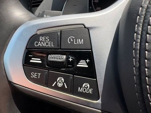 Used 2020 BMW X6 M50i AWD/4WD image 31