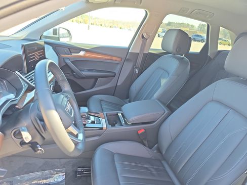 Used 2022 Audi Q5 2.0T Premium image 15