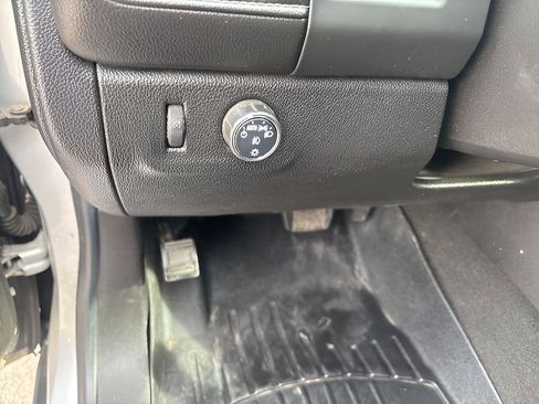 Used 2018 GMC Canyon SLE w/ SLE Convenience Package RWD image 28