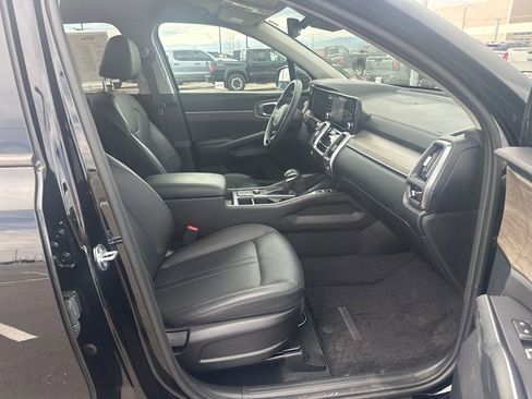 Used 2023 Kia Sorento S AWD/4WD image 32