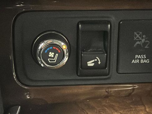 Used 2019 INFINITI QX80 Limited AWD/4WD image 43