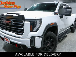 Used 2024 GMC Sierra 2500 AT4 AWD/4WD video 1
