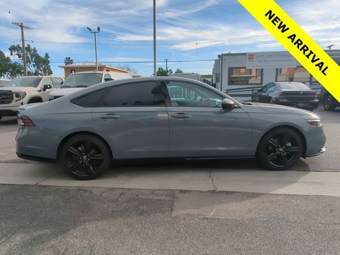 Used 2023 Honda Accord Sport image 8